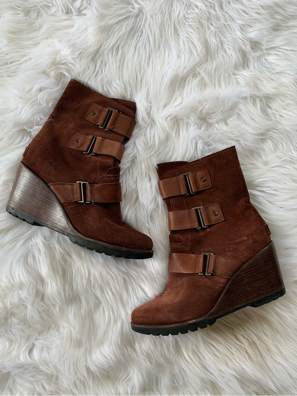 Sorel After Hours Leather Suede Wedge Buckle straps strappy Boots cognac 8.5